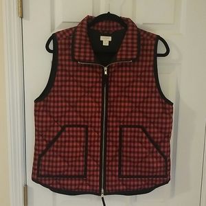 J. Crew Buffalo Plaid Quilted Vest Sz L Red & Black